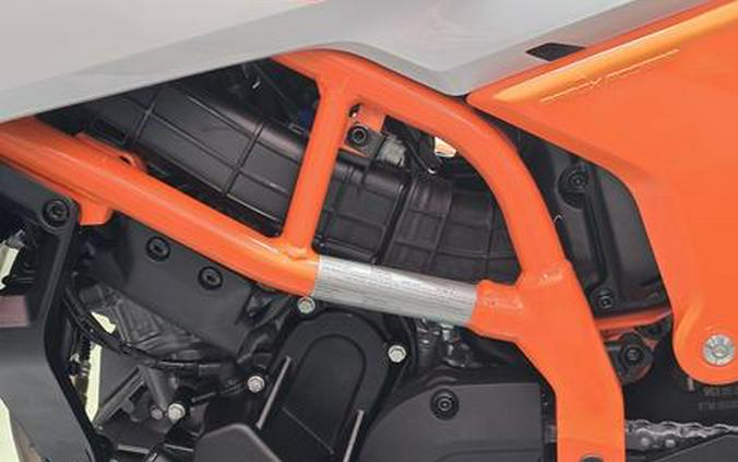 2026 KTM 390 SMC R - B.D.