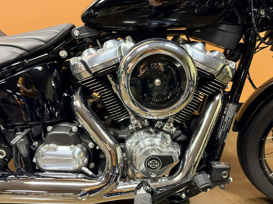 FXBB 2025 Street Bob™