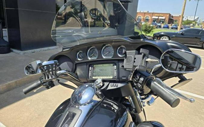2017 Harley-Davidson® FLHTCU - Electra Glide® Ultra Classic®