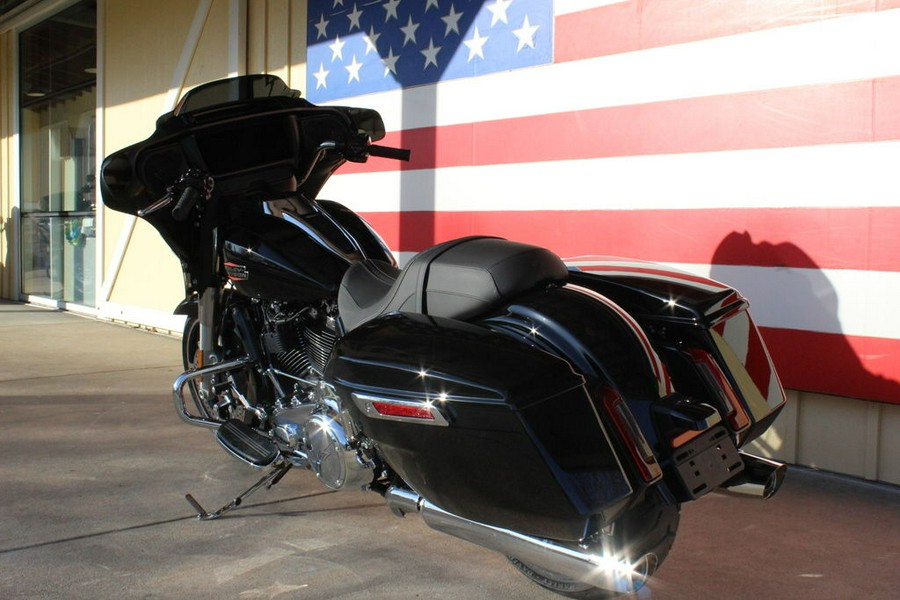 2024 Harley-Davidson® FLHX - Street Glide®