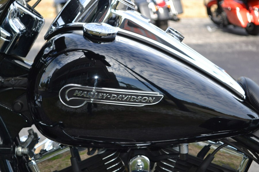 2015 Harley-Davidson® Freewheeler™ Vivid Black - FLRT