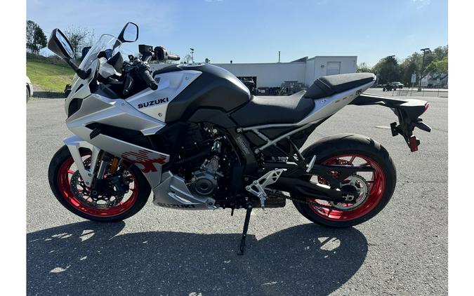 2024 GSX-8R - Suzuki