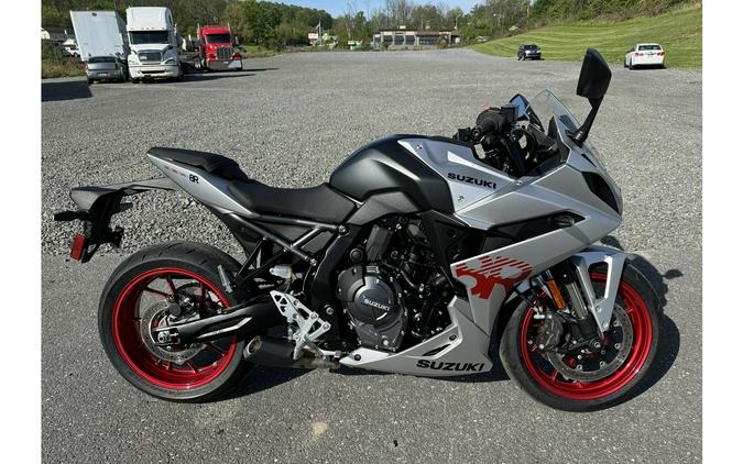2024 GSX-8R - Suzuki