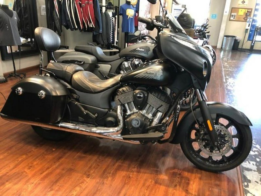 2018 Indian Motorcycle® Chieftain® Dark Horse® ABS Thunder Black Smoke