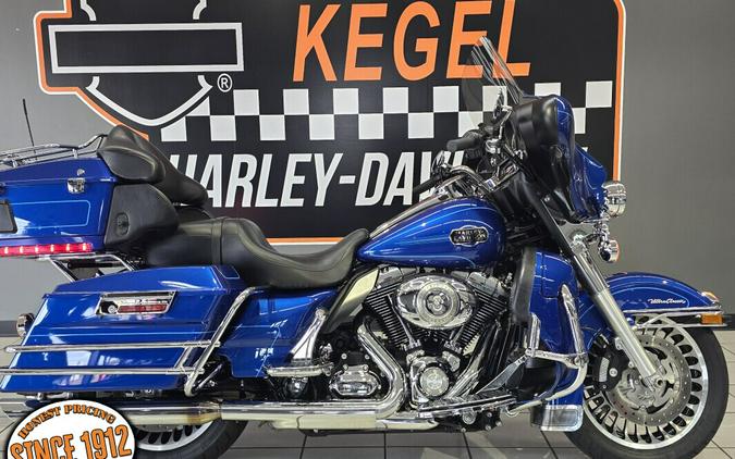 2010 Harley-Davidson Electra Glide® Ultra Classic® Flame Blue Pearl