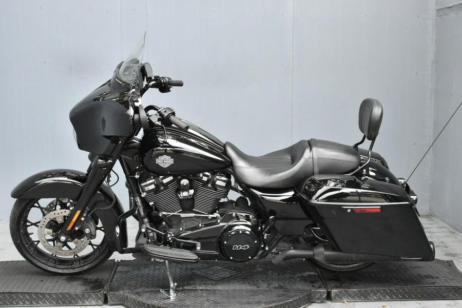 2022 Harley-Davidson Street Glide Special