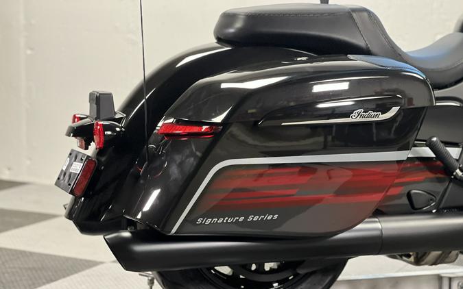 2026 Indian Motorcycle Challenger® Dark Horse® Signature Series
