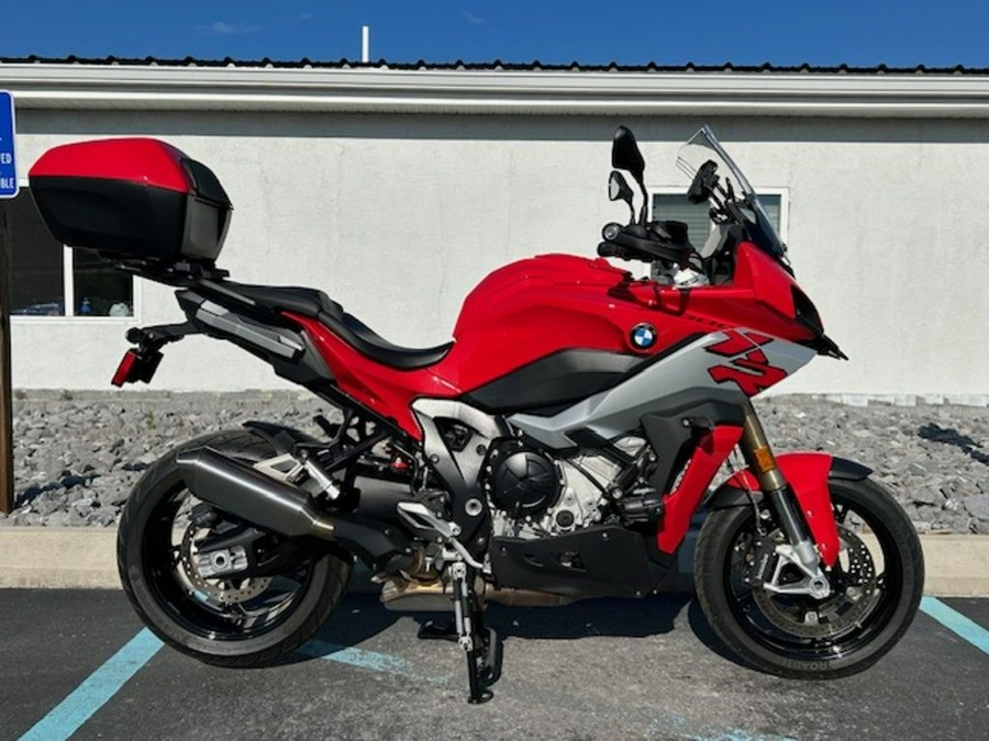 2021 BMW S 1000 XR Racing Red