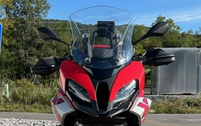 2021 BMW S 1000 XR Racing Red