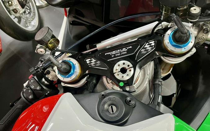 2025 Ducati Panigale V4 Tricolore
