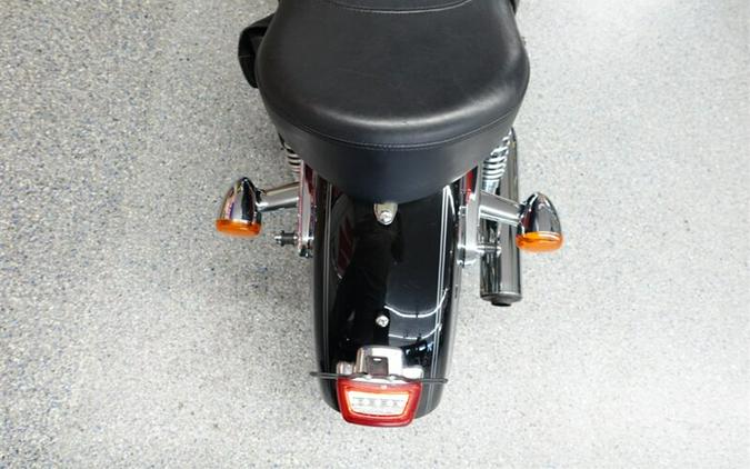 2015 Harley-Davidson Sportster 1200 Custom