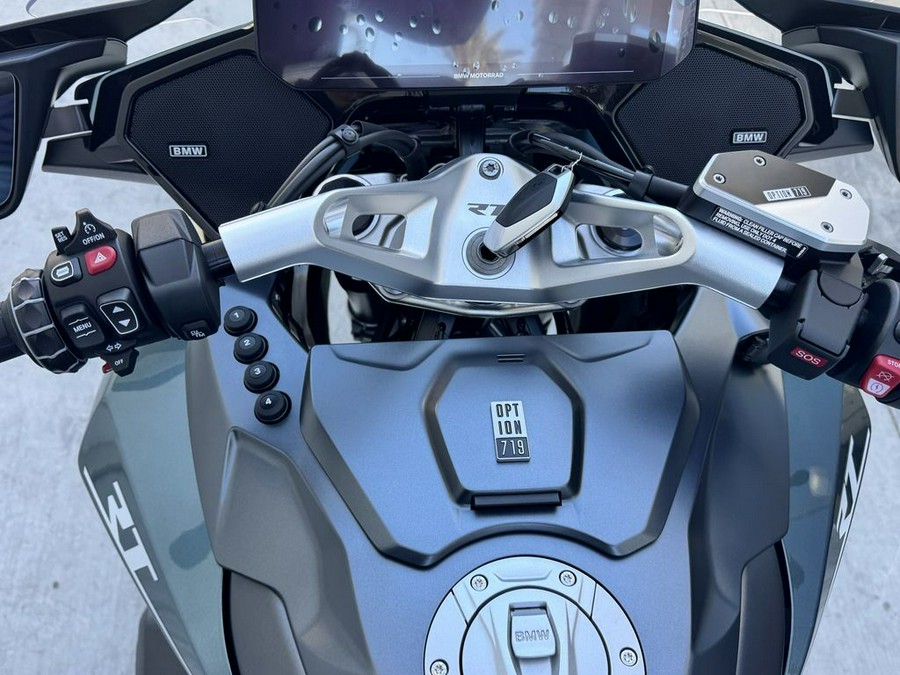 2026 BMW R 1300 RT Option 719 Camargue