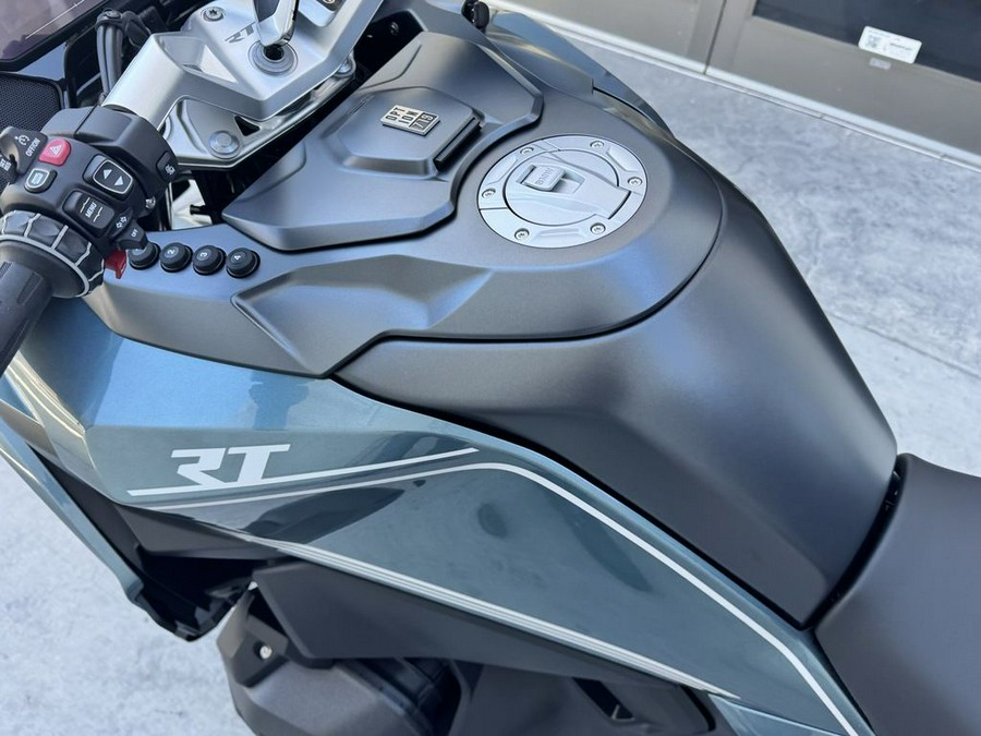 2026 BMW R 1300 RT Option 719 Camargue