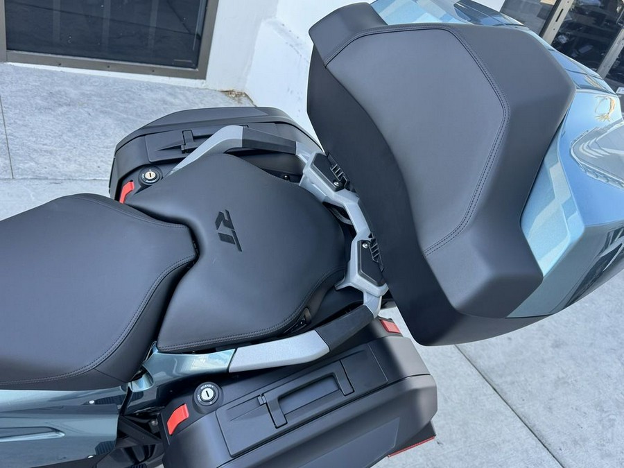 2026 BMW R 1300 RT Option 719 Camargue