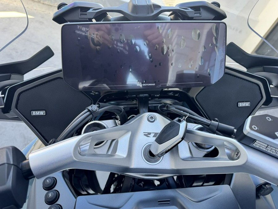 2026 BMW R 1300 RT Option 719 Camargue