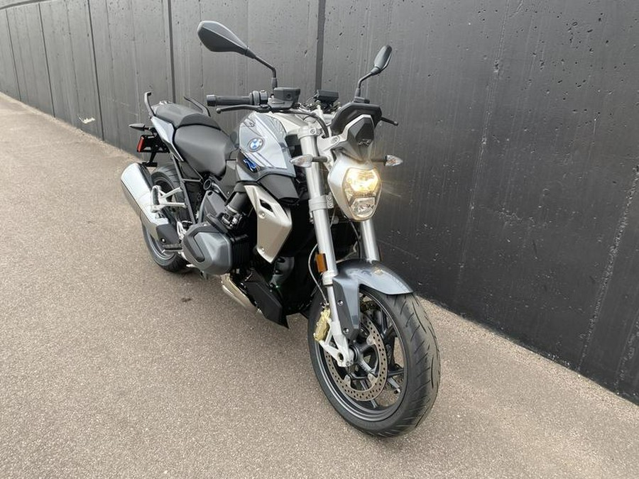 2022 BMW R 1250 R Mineral Gray Metallic