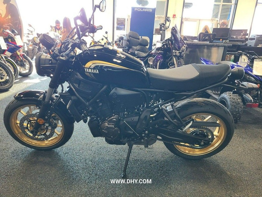 2023 Yamaha XSR700