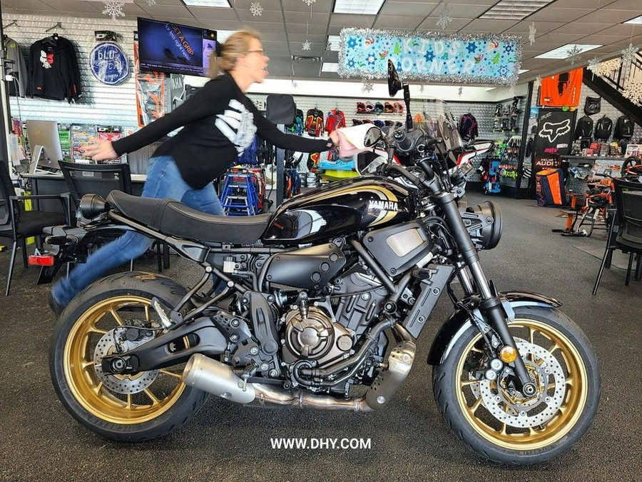 2023 Yamaha XSR700