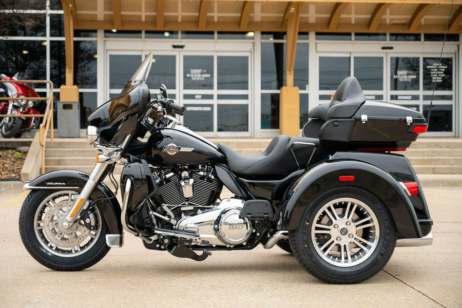 2024 Harley-Davidson® FLHTCUTG - Tri Glide® Ultra