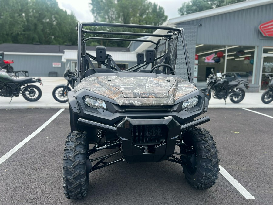 2024 Honda Pioneer 1000-6 Deluxe Crew