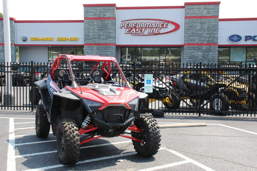 2022 Polaris® Z22MAU92AP