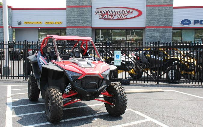 2022 Polaris® Z22MAU92AP