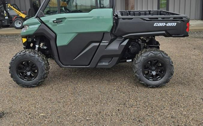 2026 Can-Am® Defender DPS CAB HD9 Compass Green