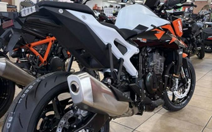 2027 KTM Duke 990