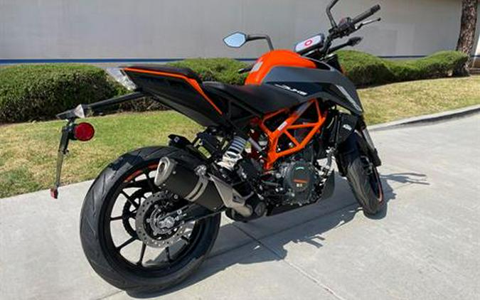 2023 KTM 390 Duke