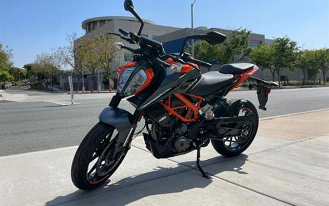 2023 KTM 390 Duke