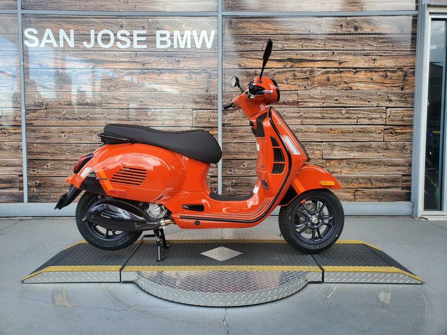 2024 Vespa GTS