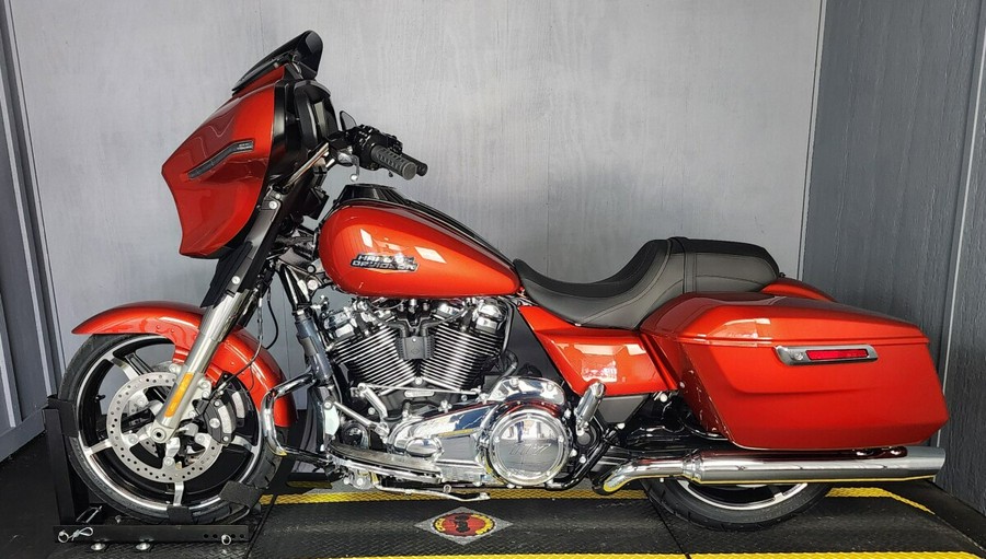2024 Harley-Davidson Street Glide® FLHX WHISKEY FIRE