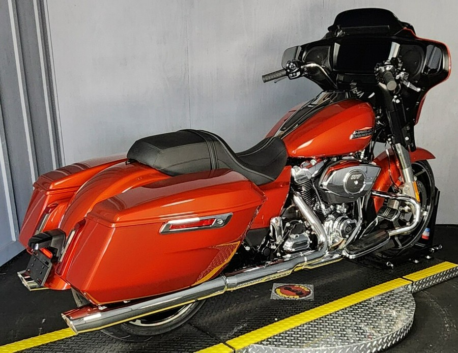 2024 Harley-Davidson Street Glide® FLHX WHISKEY FIRE