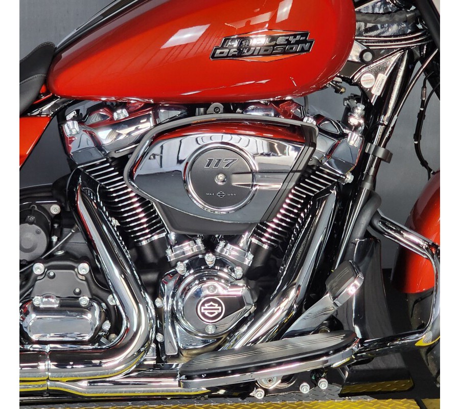 2024 Harley-Davidson Street Glide® FLHX WHISKEY FIRE