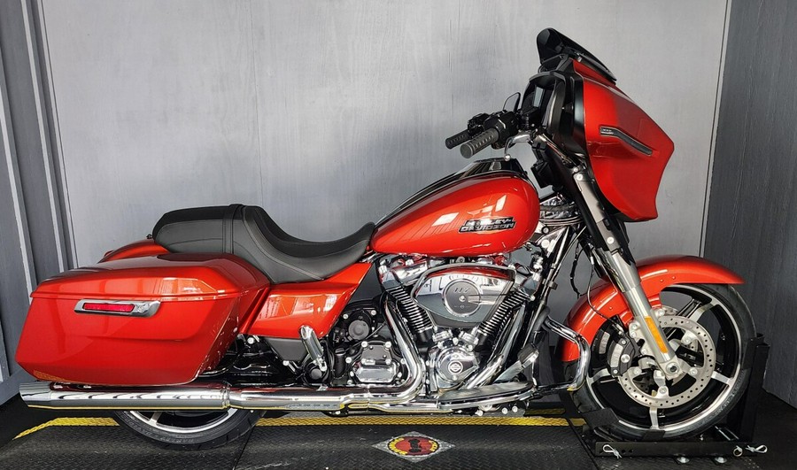 2024 Harley-Davidson Street Glide® FLHX WHISKEY FIRE