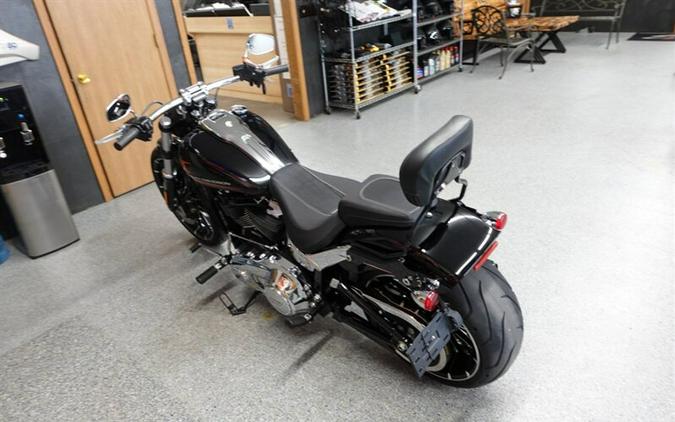 2024 Harley-Davidson Breakout