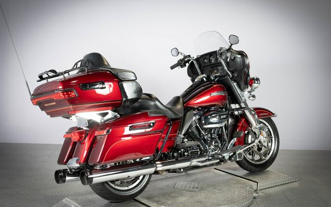2017 Harley-Davidson Electra Glide Ultra Classic FLHTCU