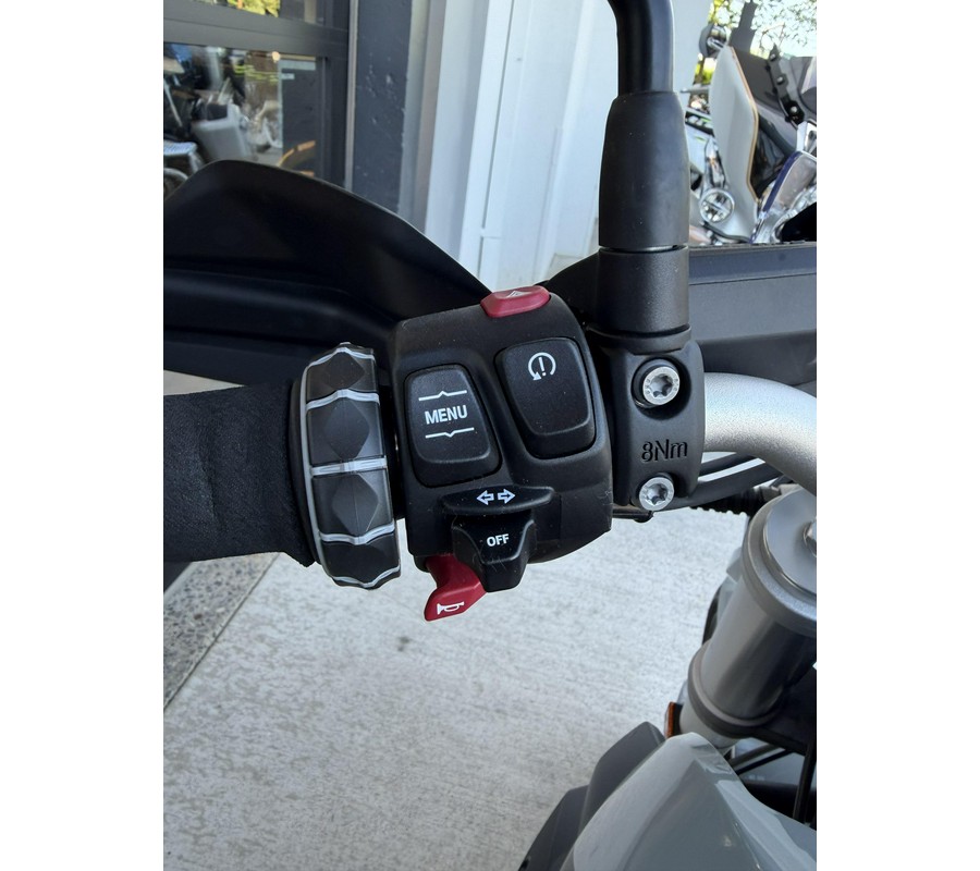 2024 BMW R 1250 R - ICE GREY