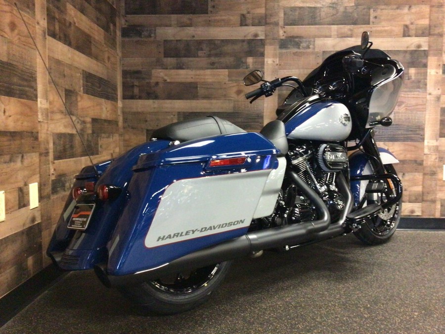 2023 HarleyDavidson® Road Glide® Special Billiard Blue/Billiard Gray