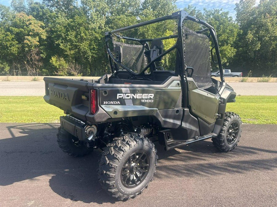 2024 Honda Pioneer 1000 Deluxe