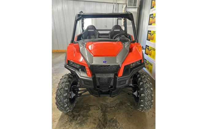 2024 Polaris Industries GENERAL® 1000 Premium