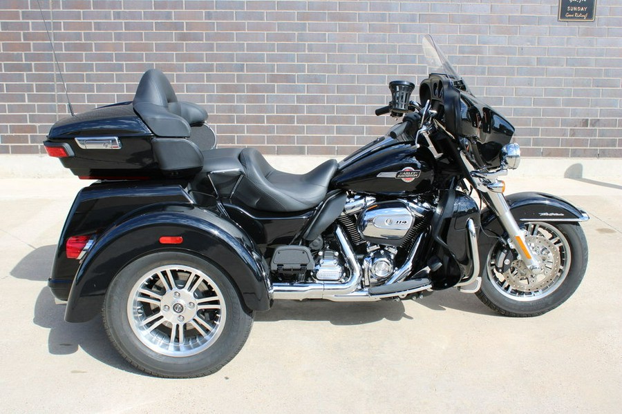 2024 Harley-Davidson® FLHTCUTG - Tri Glide® Ultra