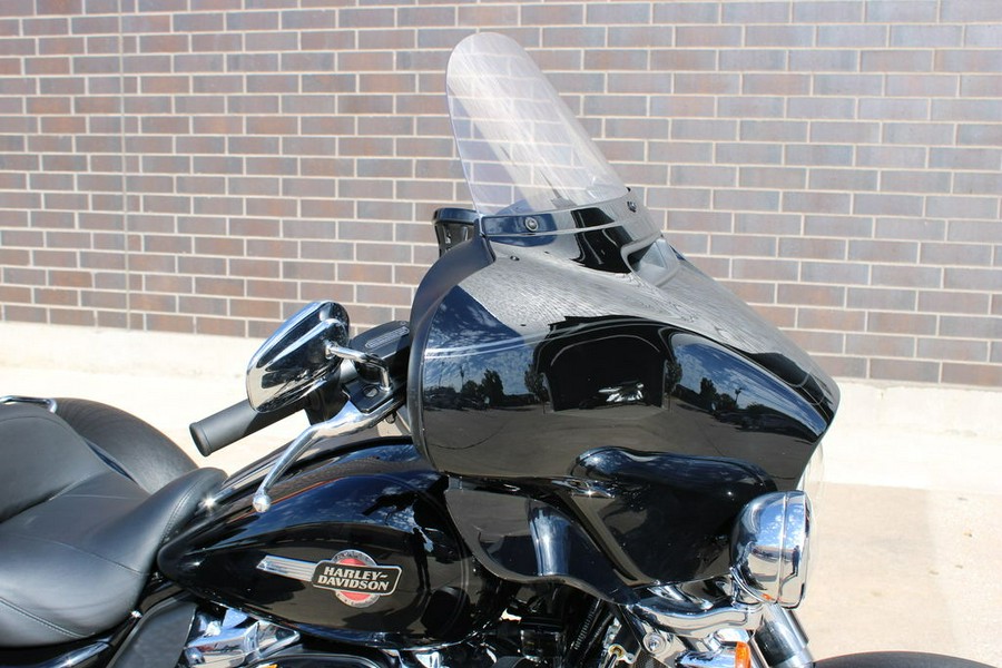 2024 Harley-Davidson® FLHTCUTG - Tri Glide® Ultra