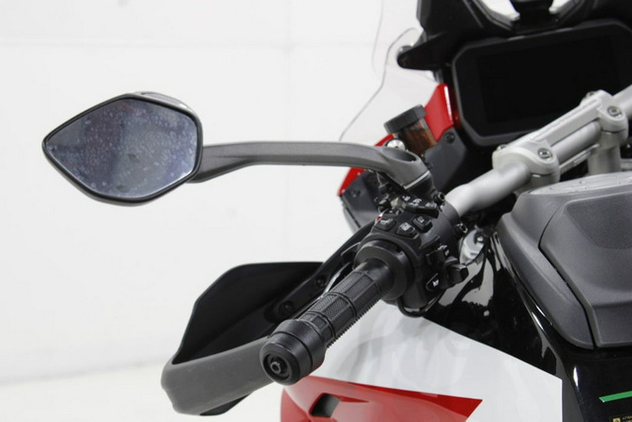 2022 Ducati Multistrada V4S Ducati Red / Alloy Wheels