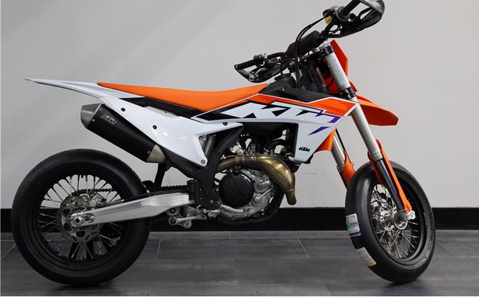 2023 KTM 450 SMR First Look [8 Fast Facts, 30 Photos, Specs]