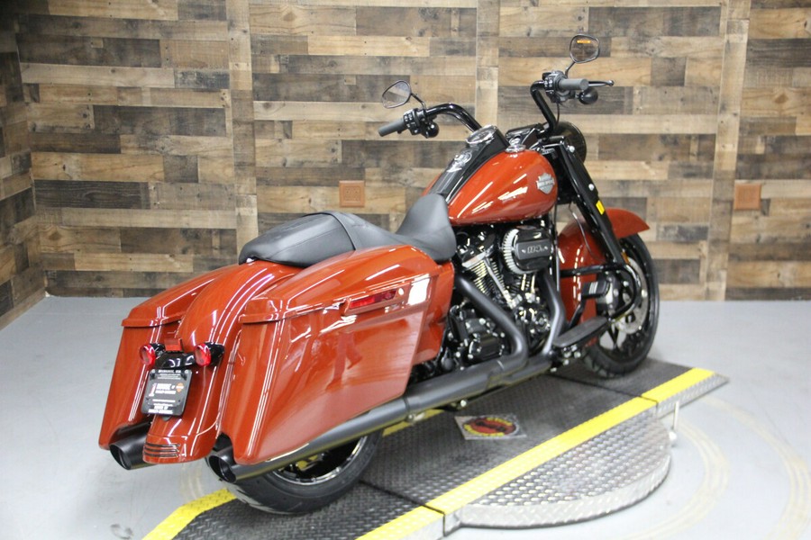 2024 Harley-Davidson Road King Special Red Rock