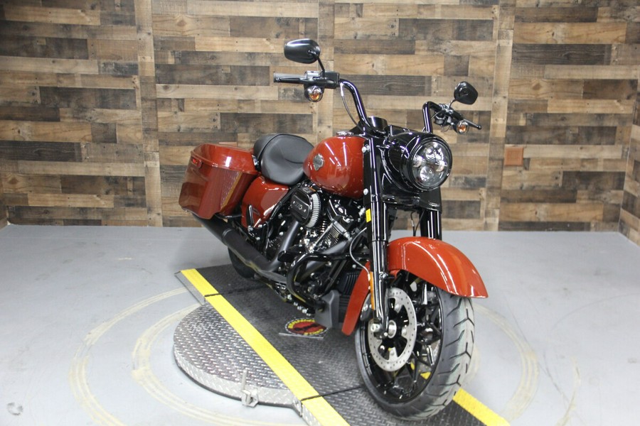 2024 Harley-Davidson Road King Special Red Rock