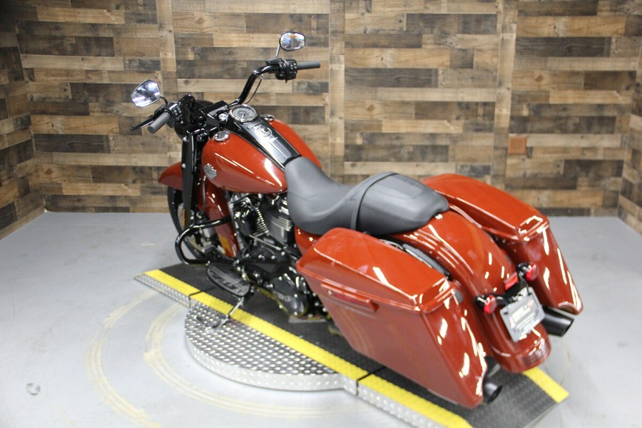 2024 Harley-Davidson Road King Special Red Rock