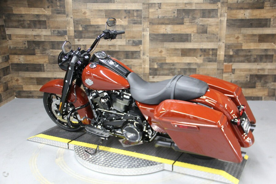 2024 Harley-Davidson Road King Special Red Rock