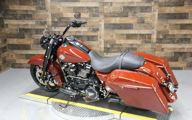 2024 Harley-Davidson Road King Special Red Rock